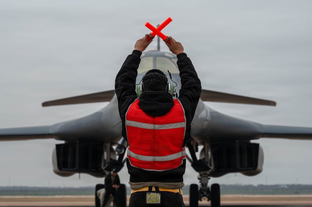 B-1 Lancer Roars Over UK in High-Intensity Training Missions B-1 Lancer Roars Over UK in High-Intensity Training Missions