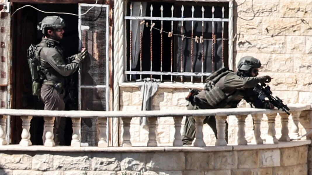 Israel Seizes Palestinian Homes as West Bank Military Posts Israel Seizes Palestinian Homes as West Bank Military Posts