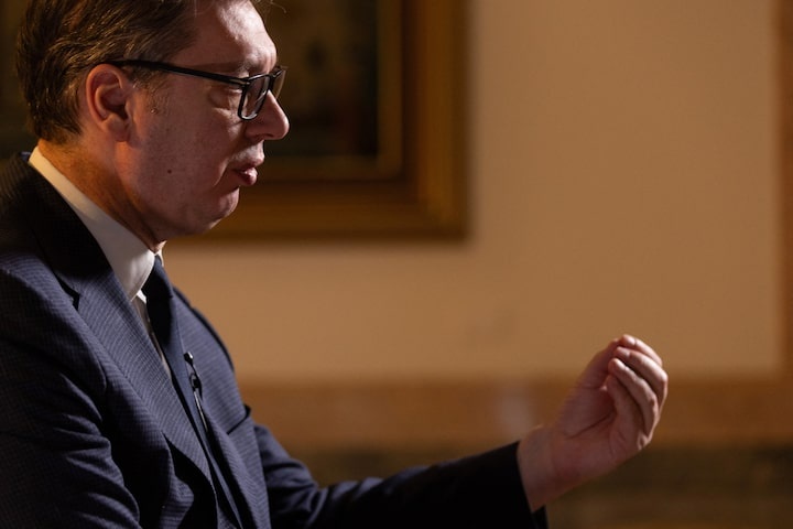 Serbia Warns Vucic Against Montenegro Summit Trip