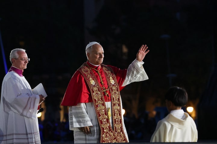 Pope Leo XIV Visits Canary Islands to Meet Migrants Pope Leo XIV Visits Canary Islands to Meet Migrants
