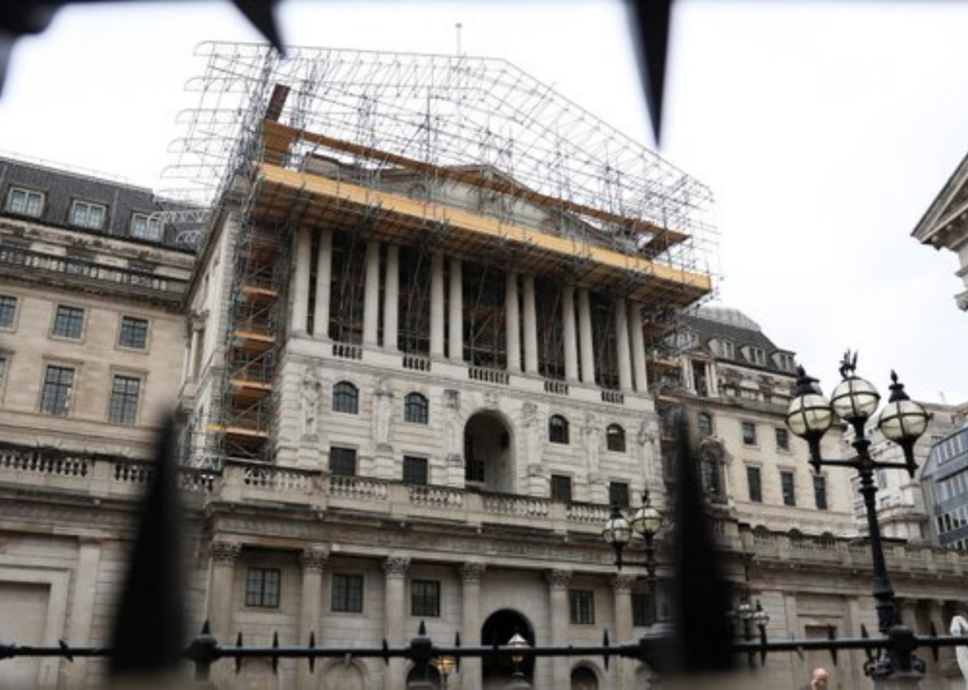 Bank of England Policymaker Signals Hold Unless Inflation Hits 6.2% Bank of England Policymaker Signals Hold Unless Inflation Hits 6.2%