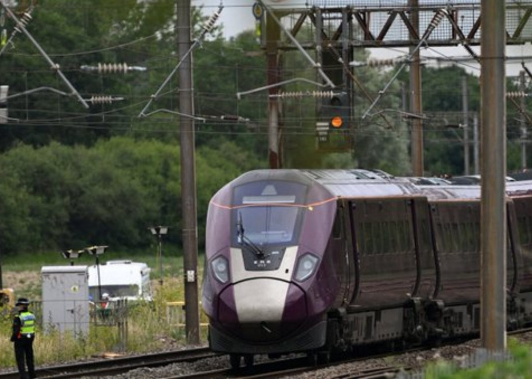 Bedford Train Collision Injures 99, Kills Driver, Probes Begin Bedford Train Collision Injures 99, Kills Driver, Probes Begin