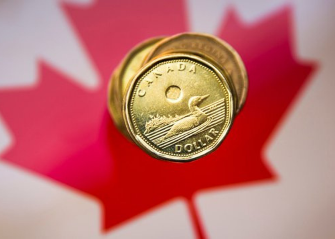Canadian Dollar Hits Two-Month Low as Bearish Bets Surge to December High Canadian Dollar Hits Two-Month Low as Bearish Bets Surge to December High
