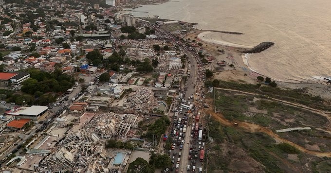 33 Rescued in Venezuela as Quake Death Toll Passes 1,400