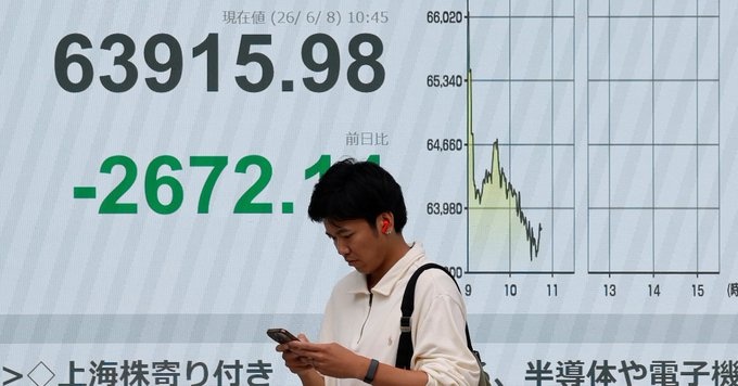 Asian Markets Tumble as AI Rally Breaks, Oil Surges Asian Markets Tumble as AI Rally Breaks, Oil Surges